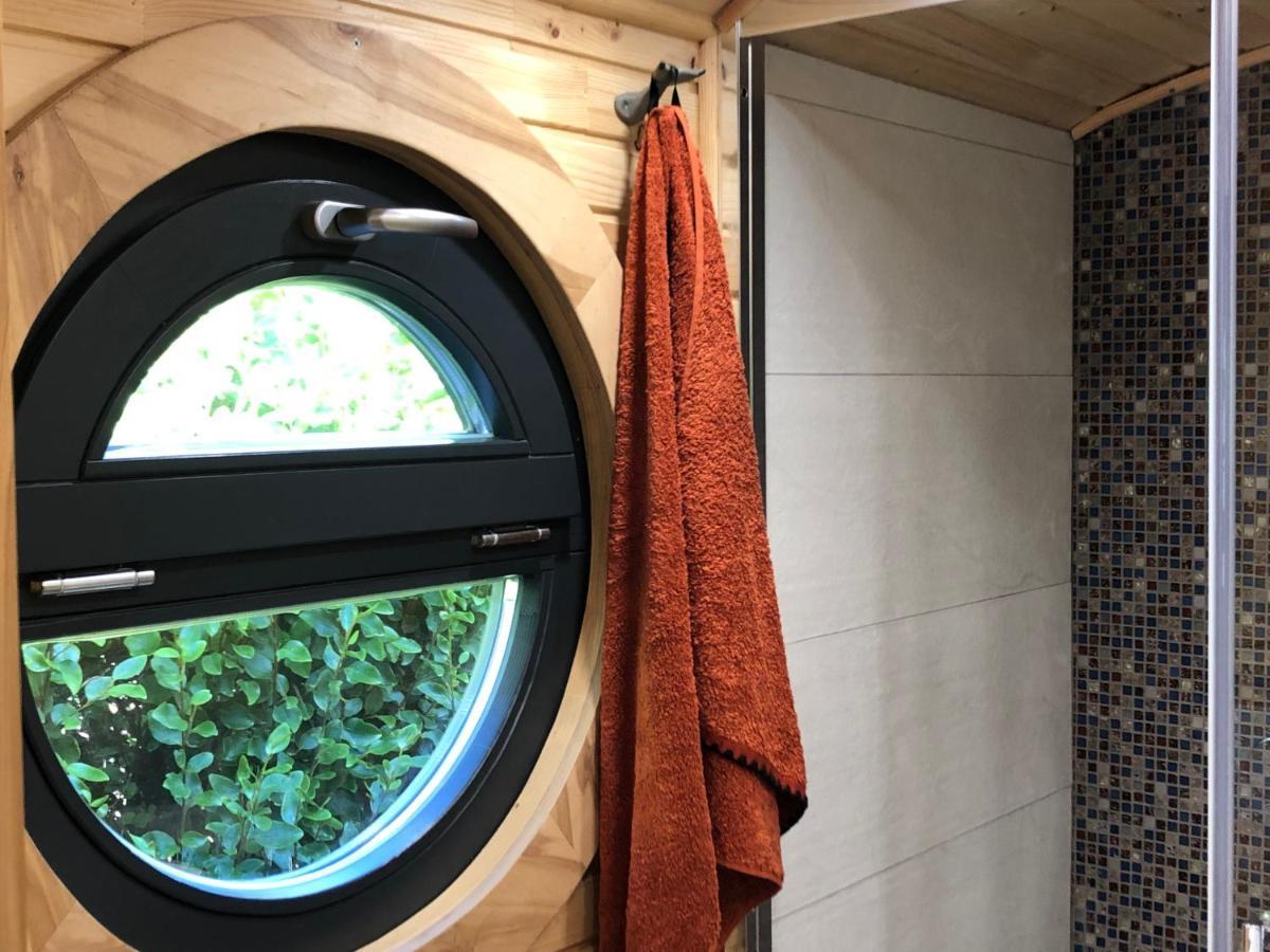 Roulotte Gites O Bien-Etre Massage Spa Sejour Bien-Etre En Hebergement Insolite Roulotte Karantez Ou En Gites Melon Ou Yock A 800 M Des Plages Maison D'Hote Drogou Porspoder Zewnętrze zdjęcie
