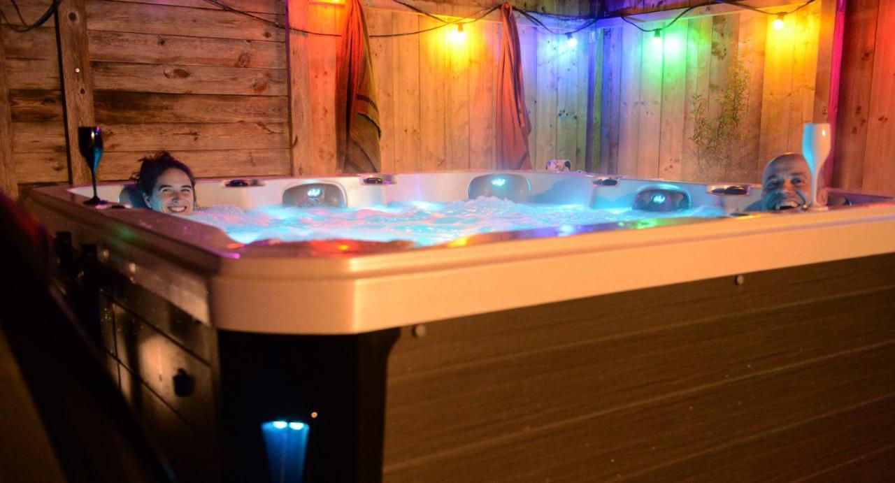 Roulotte Gites O Bien-Etre Massage Spa Sejour Bien-Etre En Hebergement Insolite Roulotte Karantez Ou En Gites Melon Ou Yock A 800 M Des Plages Maison D'Hote Drogou Porspoder Zewnętrze zdjęcie